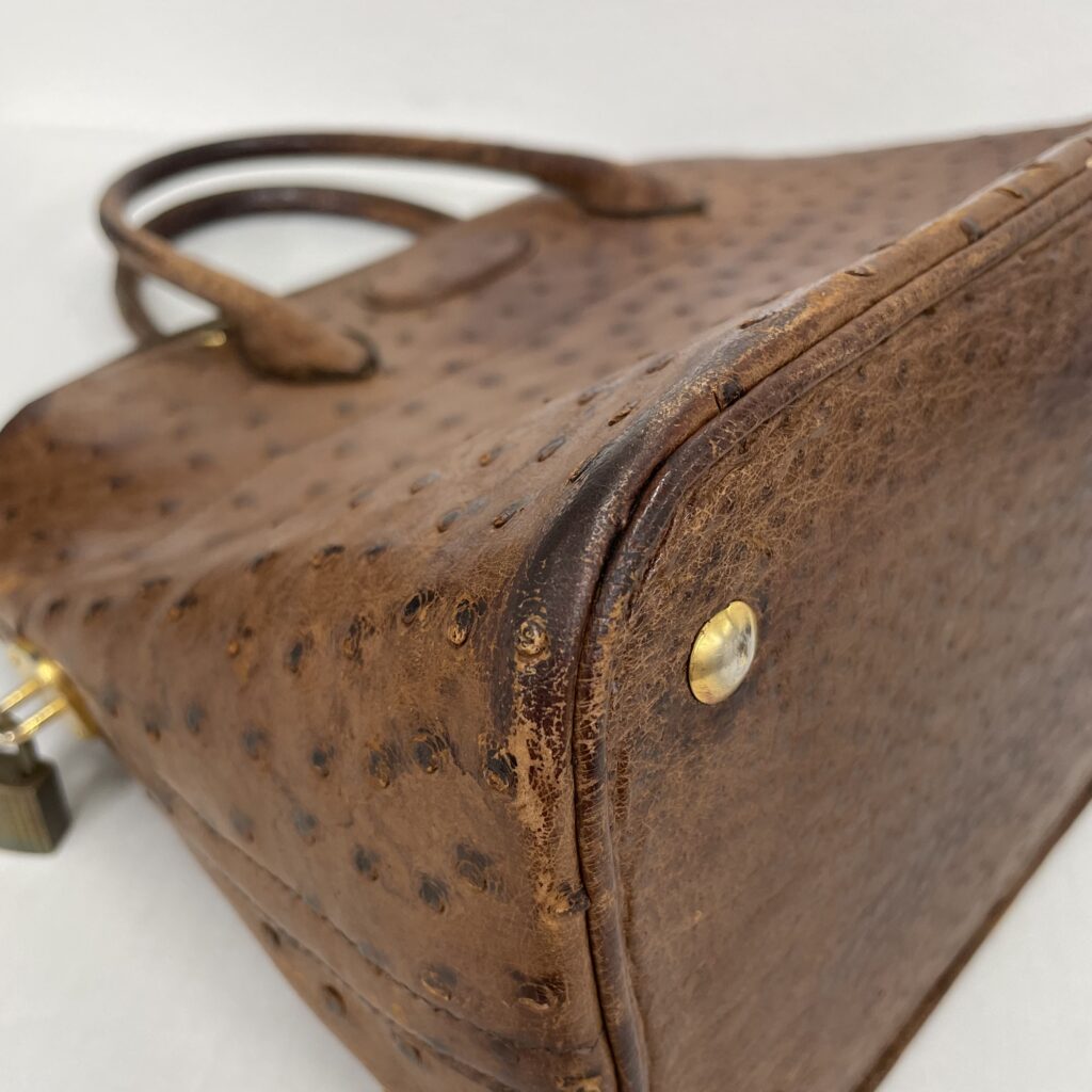 オーストリッチの補色修理👜風合いを活かして美しく✨