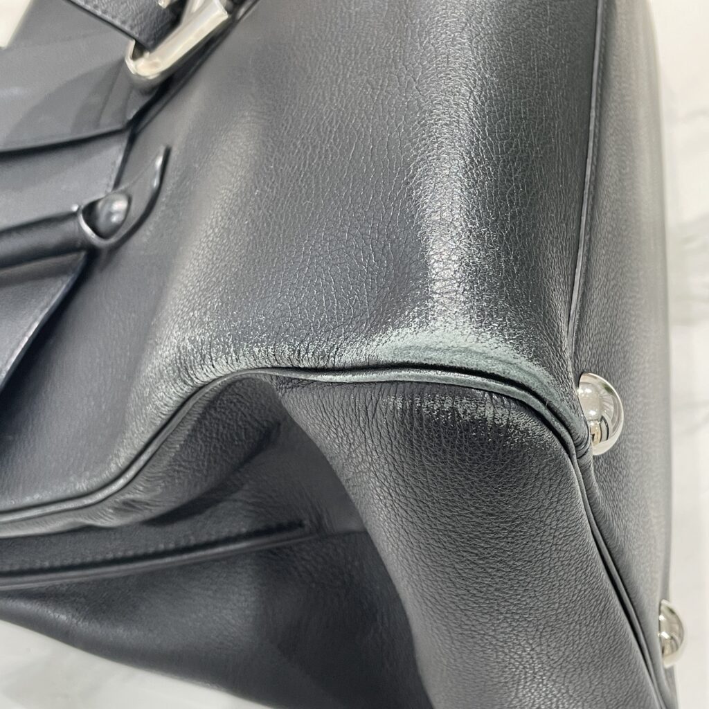 上品な佇まいをもう一度。デルヴォー《ブリヨン》のスレ・色褪せを美しく修復しました♟