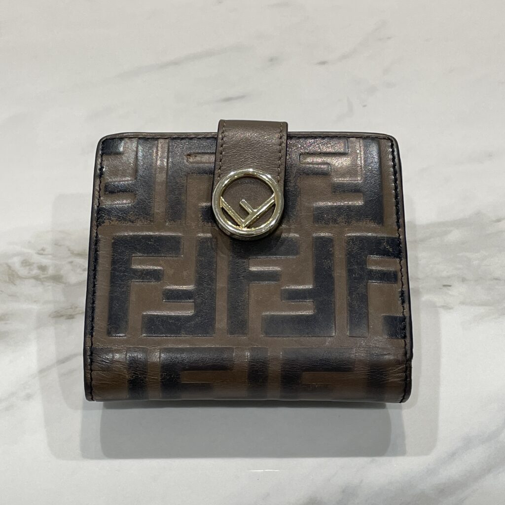 ズッカ柄フェンディ財布の補修🖤 モノグラム模様を２段階の補色で再現
