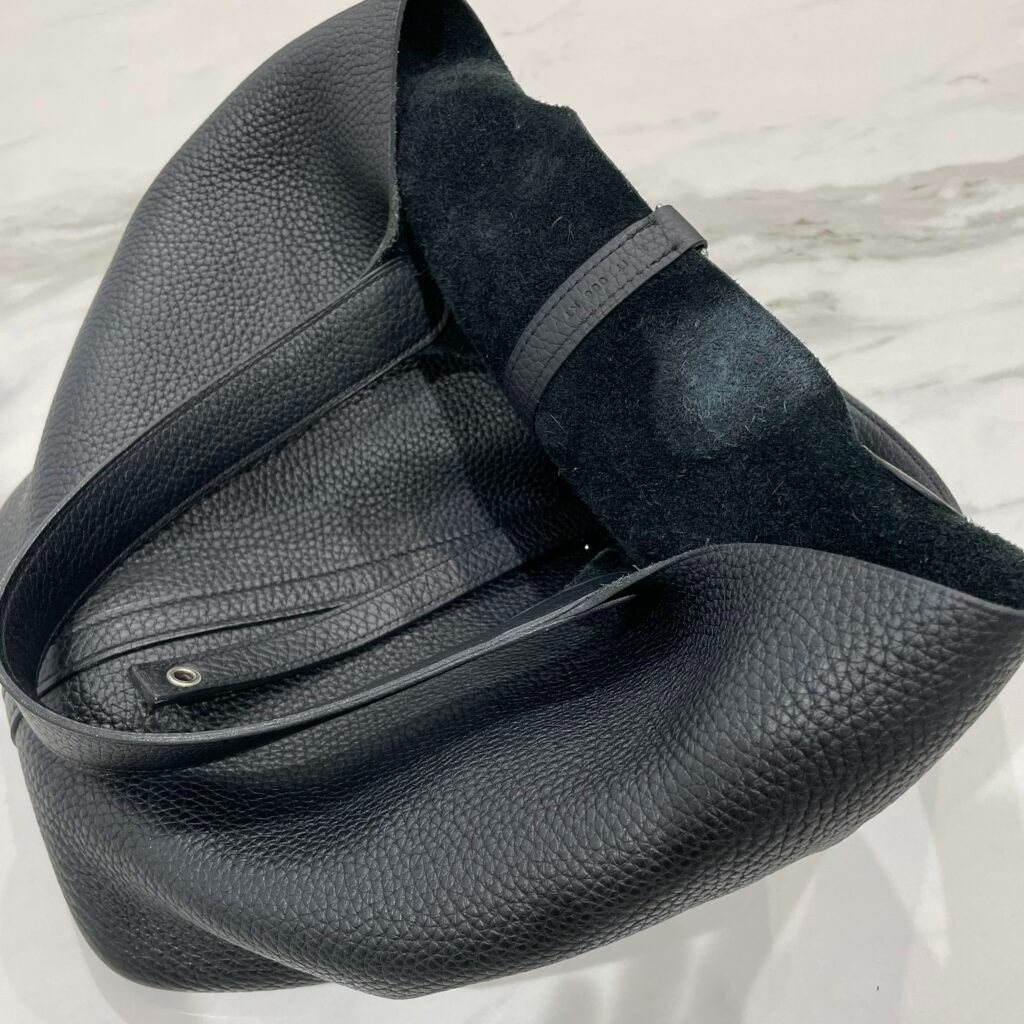 スエード素材が汚れたピコタンバッグ