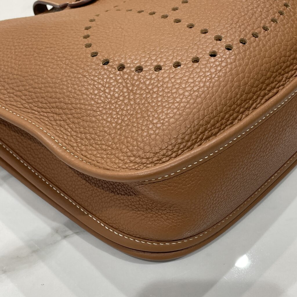 色褪せと傷スレを補修！エルメス《エブリン》のトータルメンテナンス👜