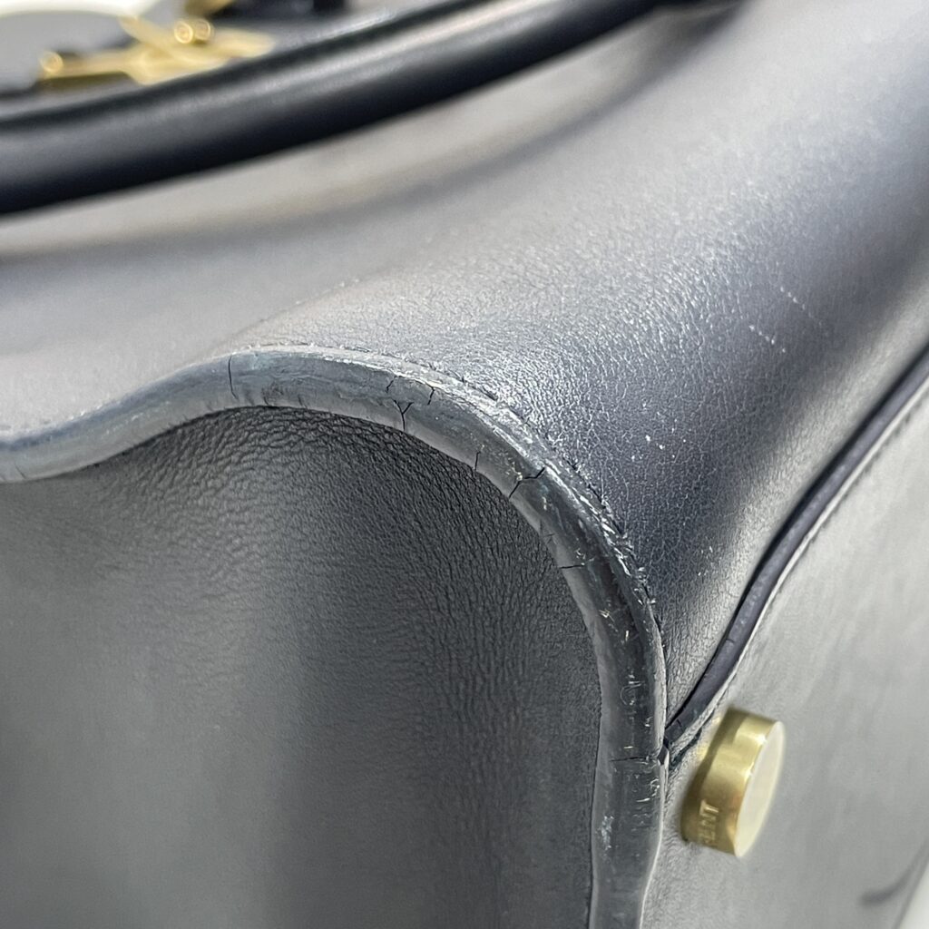 イヴサンローラン《カバス》のコバ割れ補修｜深いブラックがよみがえるトータルメンテナンス