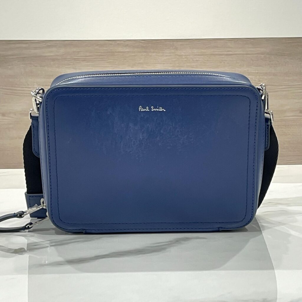 ポールスミス 青いショルダーバッグ　白い汚れあり