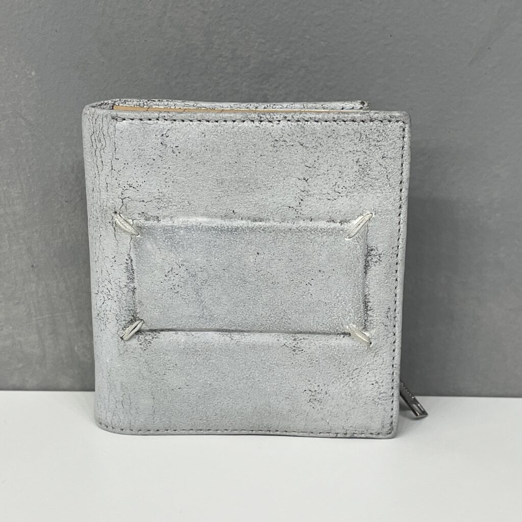 風合いを壊さない補修｜メゾンマルジェラ ヴィンテージ加工ウォレット