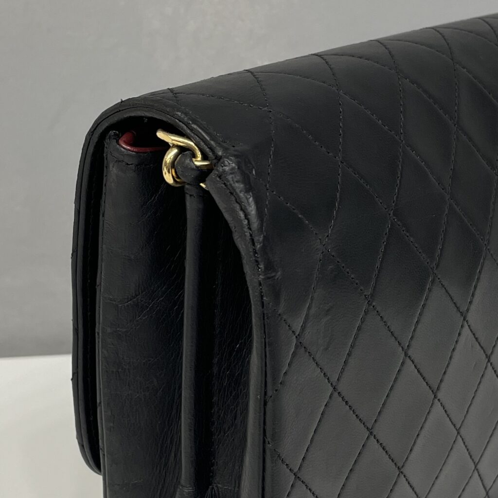 シャネル マトラッセ ブラック｜角スレ・乾燥ダメージを補修＆ツヤ復元✨